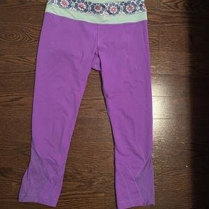 Lululemon size 6